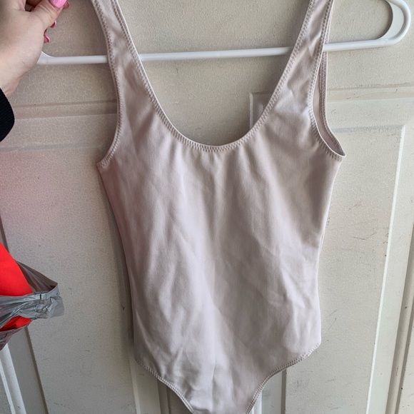 Aritzia body suit - Picture 1 of 2
